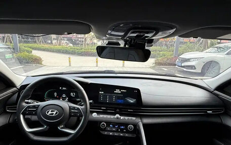 Hyundai Elantra, 2023 год, 1 120 000 рублей, 11 фотография