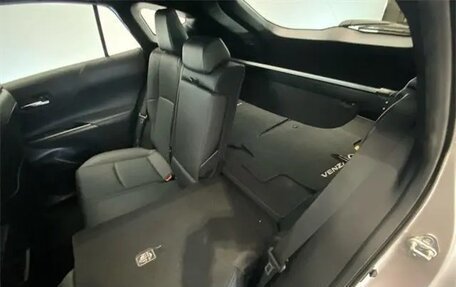 Toyota Venza, 2022 год, 3 100 000 рублей, 11 фотография