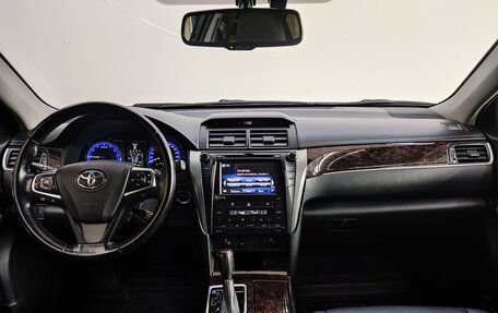 Toyota Camry, 2017 год, 2 497 000 рублей, 9 фотография