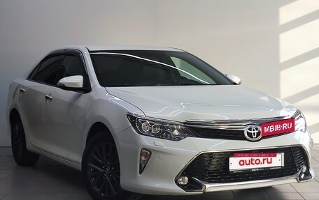 Toyota Camry, 2017 год, 2 497 000 рублей, 3 фотография
