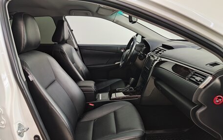 Toyota Camry, 2017 год, 2 497 000 рублей, 16 фотография