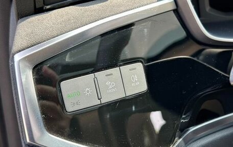 Audi Q3, 2021 год, 2 560 000 рублей, 15 фотография