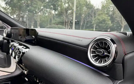 Mercedes-Benz CLA, 2022 год, 2 330 999 рублей, 13 фотография