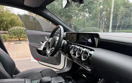 Mercedes-Benz CLA, 2022 год, 2 330 999 рублей, 10 фотография