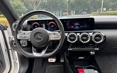 Mercedes-Benz CLA, 2022 год, 2 330 999 рублей, 7 фотография