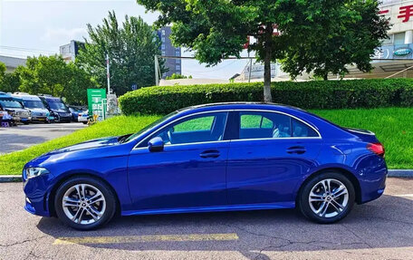 Mercedes-Benz A-Класс, 2022 год, 2 350 998 рублей, 3 фотография