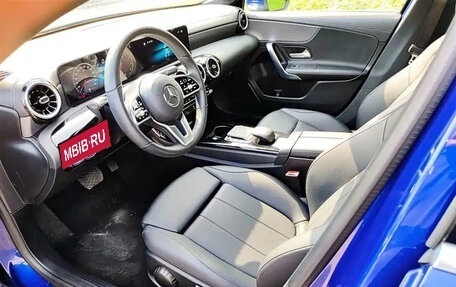 Mercedes-Benz A-Класс, 2022 год, 2 350 998 рублей, 7 фотография