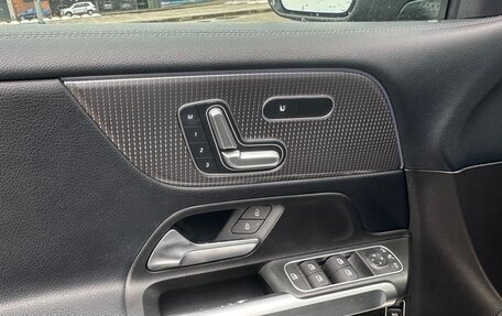 Mercedes-Benz GLB, 2020 год, 3 900 000 рублей, 9 фотография