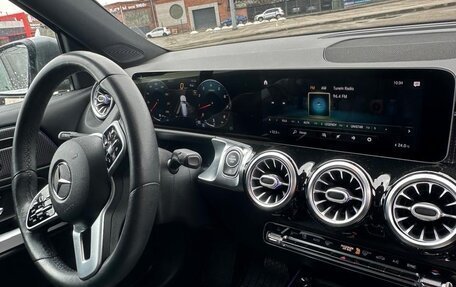 Mercedes-Benz GLB, 2020 год, 3 900 000 рублей, 12 фотография