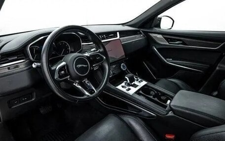 Jaguar F-Pace, 2022 год, 4 100 000 рублей, 8 фотография