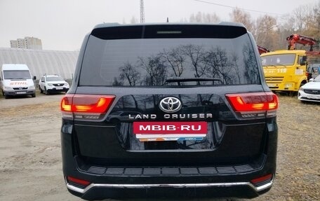 Toyota Land Cruiser, 2024 год, 13 250 000 рублей, 5 фотография