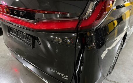 Lexus LM, 2025 год, 19 590 000 рублей, 6 фотография