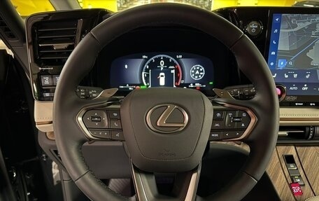 Lexus LM, 2025 год, 19 590 000 рублей, 13 фотография