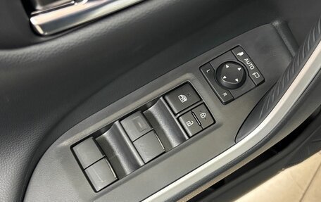 Toyota RAV4, 2025 год, 4 550 000 рублей, 16 фотография