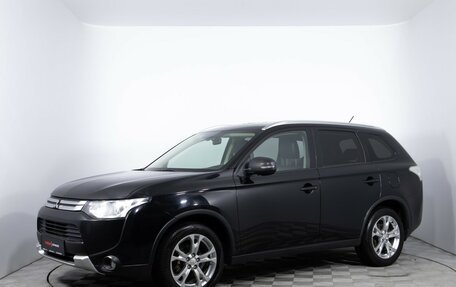Mitsubishi Outlander III рестайлинг 3, 2014 год, 1 381 000 рублей, 1 фотография