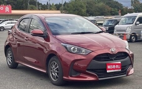 Toyota Yaris, 2021 год, 645 000 рублей, 1 фотография