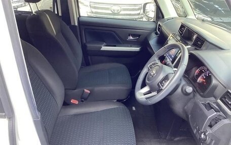 Toyota Roomy I, 2021 год, 590 000 рублей, 8 фотография