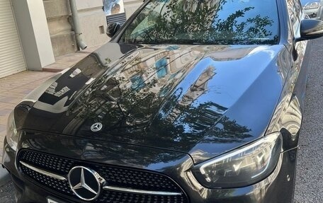 Mercedes-Benz E-Класс, 2021 год, 4 750 000 рублей, 8 фотография