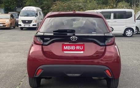 Toyota Yaris, 2021 год, 645 000 рублей, 3 фотография