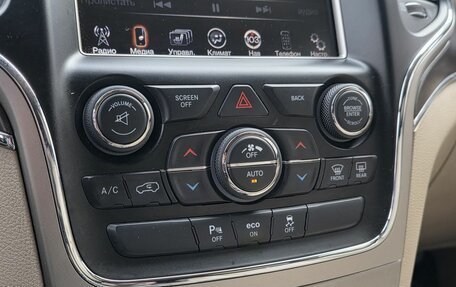 Jeep Grand Cherokee, 2014 год, 2 850 000 рублей, 14 фотография