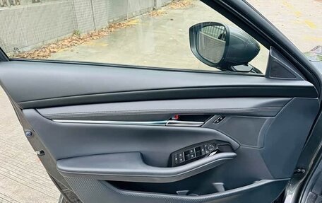 Mazda 3, 2021 год, 2 125 000 рублей, 12 фотография