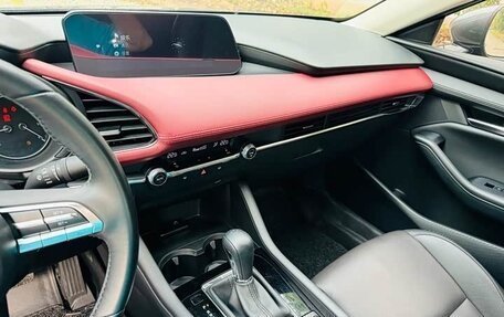 Mazda 3, 2021 год, 2 125 000 рублей, 9 фотография