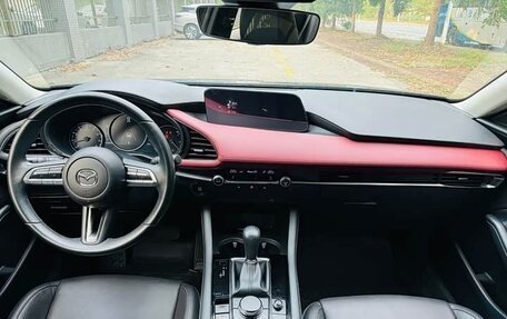 Mazda 3, 2021 год, 2 125 000 рублей, 15 фотография