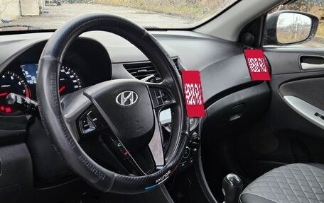 Hyundai Solaris II рестайлинг, 2011 год, 346 591 рублей, 9 фотография