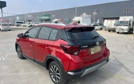 Toyota Yaris XP150 рестайлинг, 2022 год, 1 400 000 рублей, 6 фотография