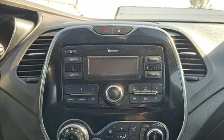 Renault Kaptur I рестайлинг, 2017 год, 1 049 000 рублей, 15 фотография