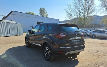 Renault Kaptur I рестайлинг, 2017 год, 1 049 000 рублей, 7 фотография
