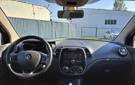 Renault Kaptur I рестайлинг, 2017 год, 1 049 000 рублей, 14 фотография