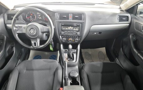 Volkswagen Jetta VI, 2013 год, 820 000 рублей, 11 фотография