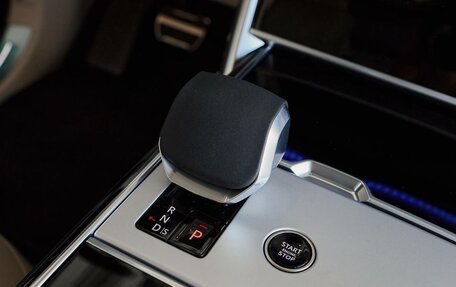 Land Rover Range Rover IV рестайлинг, 2025 год, 25 500 000 рублей, 22 фотография