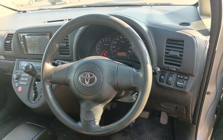 Toyota Wish II, 2005 год, 680 000 рублей, 9 фотография