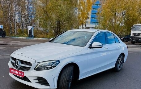 Mercedes-Benz C-Класс, 2018 год, 2 830 000 рублей, 3 фотография