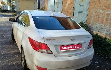Hyundai Solaris II рестайлинг, 2014 год, 950 000 рублей, 1 фотография