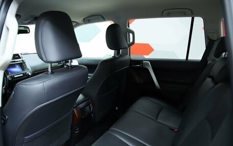 Toyota Land Cruiser Prado 150 рестайлинг 2, 2016 год, 4 790 000 рублей, 11 фотография