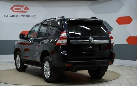 Toyota Land Cruiser Prado 150 рестайлинг 2, 2016 год, 4 790 000 рублей, 7 фотография