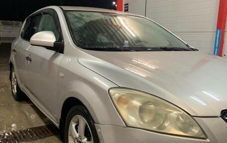 KIA cee'd I рестайлинг, 2007 год, 450 000 рублей, 13 фотография