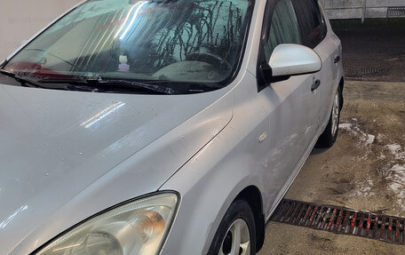 KIA cee'd I рестайлинг, 2007 год, 450 000 рублей, 12 фотография