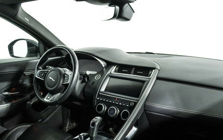 Jaguar E-Pace, 2019 год, 3 299 700 рублей, 9 фотография