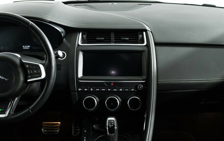 Jaguar E-Pace, 2019 год, 3 299 700 рублей, 14 фотография