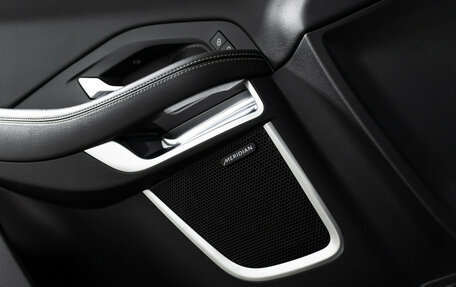 Jaguar E-Pace, 2019 год, 3 299 700 рублей, 18 фотография