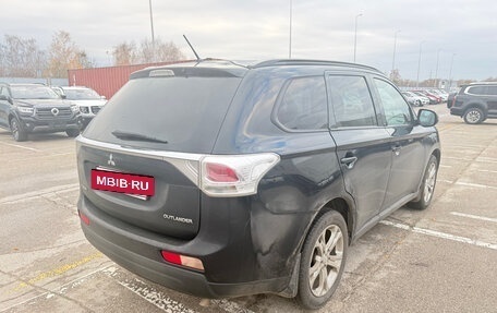 Mitsubishi Outlander III рестайлинг 3, 2013 год, 1 261 000 рублей, 3 фотография