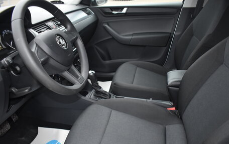 Skoda Rapid I, 2019 год, 1 379 000 рублей, 10 фотография