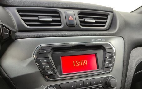 KIA Rio III рестайлинг, 2015 год, 925 000 рублей, 17 фотография