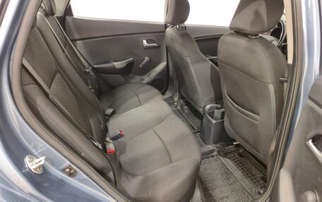 KIA Rio III рестайлинг, 2015 год, 925 000 рублей, 15 фотография