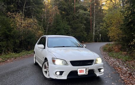 Toyota Altezza, 2000 год, 866 668 рублей, 3 фотография