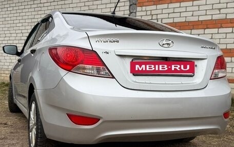 Hyundai Solaris II рестайлинг, 2011 год, 650 000 рублей, 4 фотография